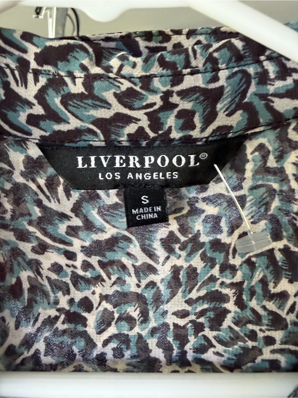 Liverpool leopard button blouse-size small-GUC - Picture 3 of 4